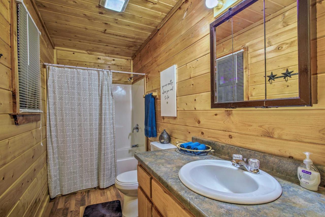 Broken Bow Starlight Cabin With Private Hot Tub! Exterior foto