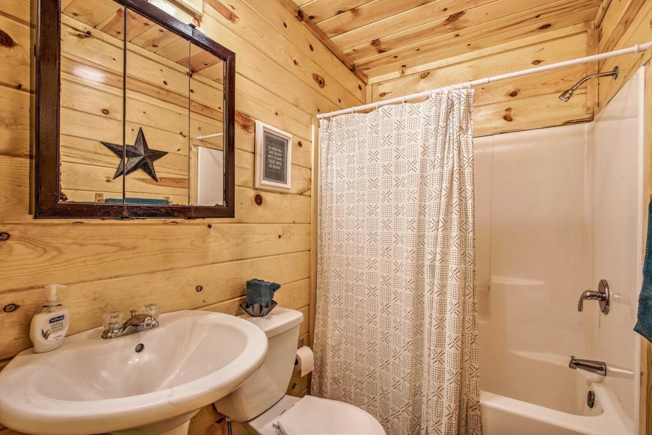 Broken Bow Starlight Cabin With Private Hot Tub! Exterior foto